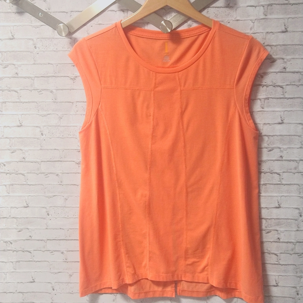 Lucy Athletic Shirt